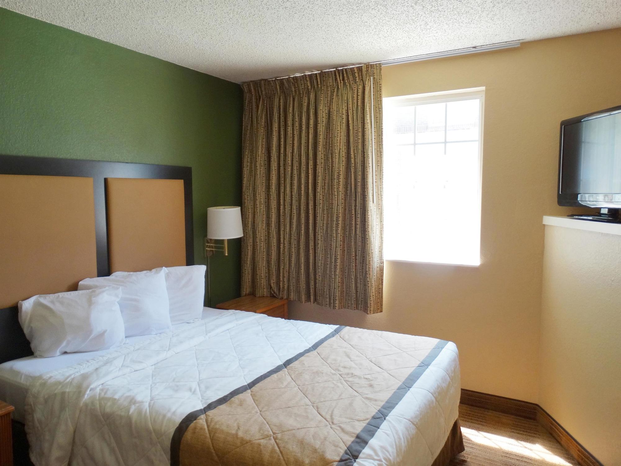 Extended Stay America Select Suites - Orlando - Lake Mary - 1040 Greenwood Blvd Ngoại thất bức ảnh