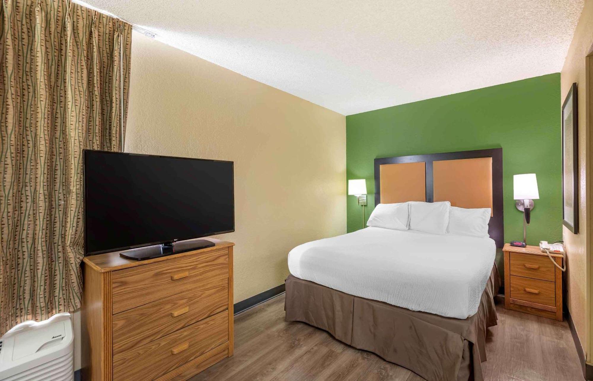 Extended Stay America Select Suites - Orlando - Lake Mary - 1040 Greenwood Blvd Ngoại thất bức ảnh