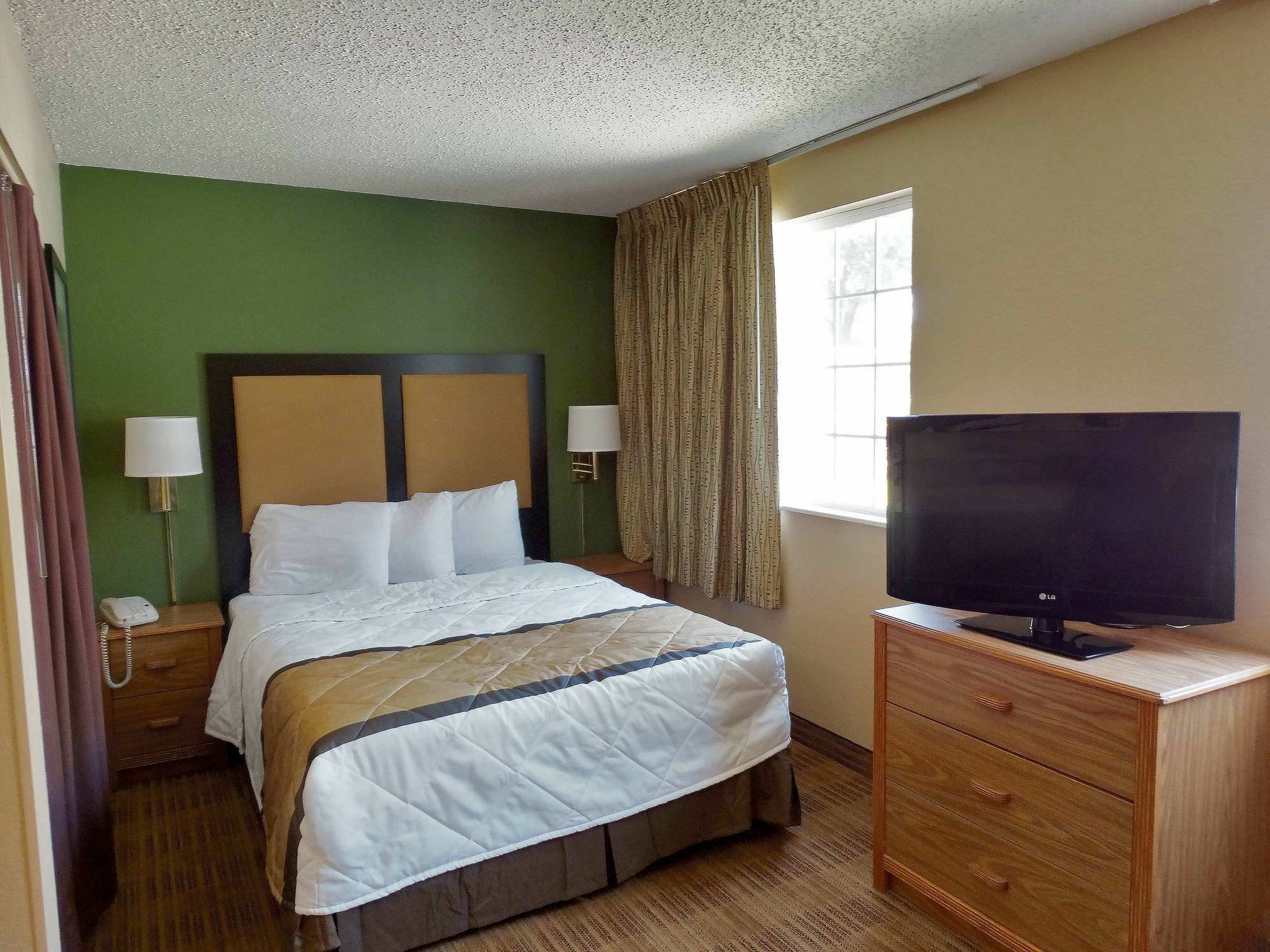 Extended Stay America Select Suites - Orlando - Lake Mary - 1040 Greenwood Blvd Ngoại thất bức ảnh